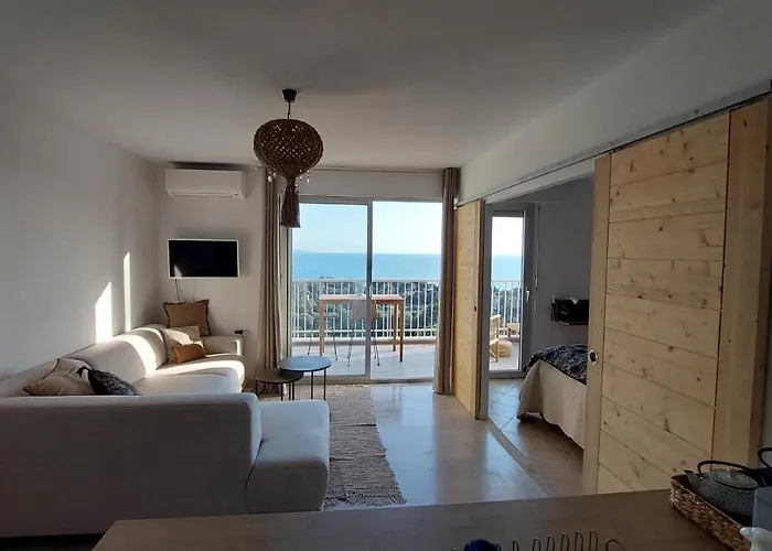 Un Balcon Sur La Mer