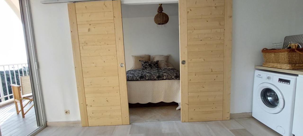 Un Balcon Sur La Appartement Ajaccio (Corsica)